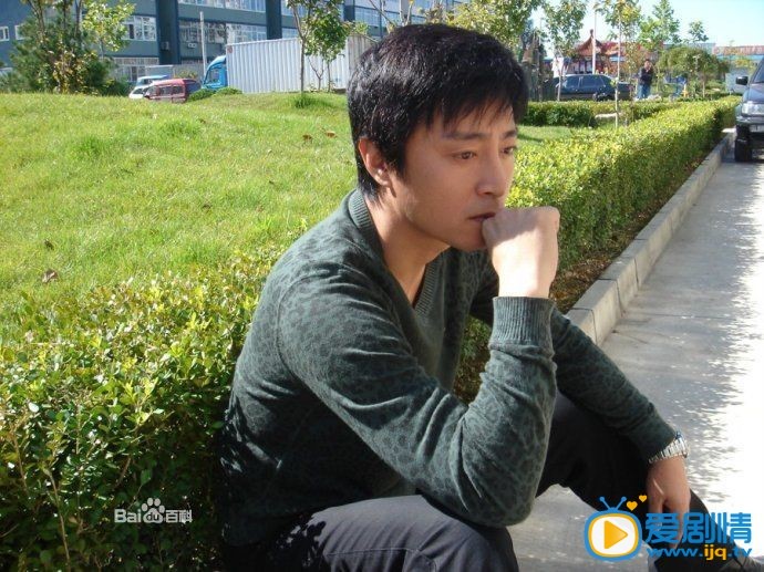 何中华早期写真  何中华写真