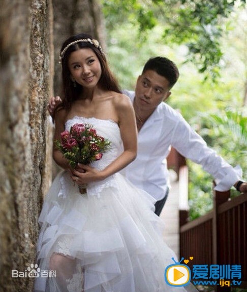 王雷李小萌王雷结婚照 李小萌王雷结婚照