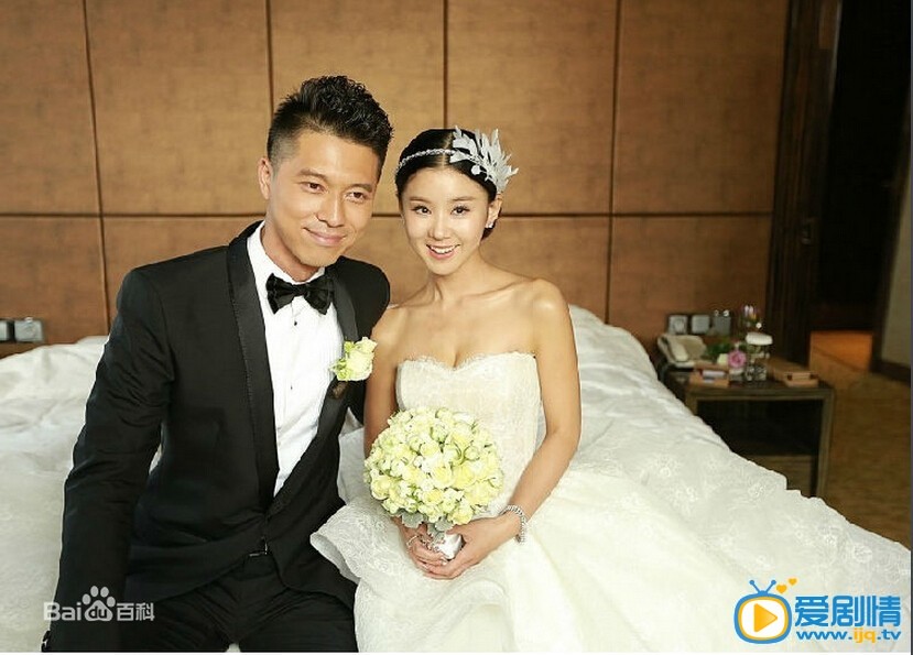 王雷李小萌王雷结婚照 李小萌王雷结婚照