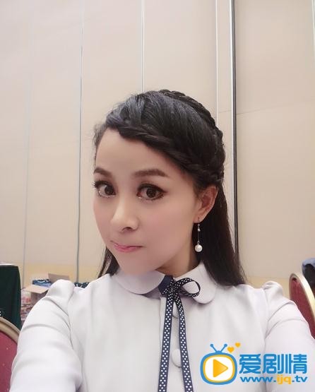 魏一生活照 魏一生活照