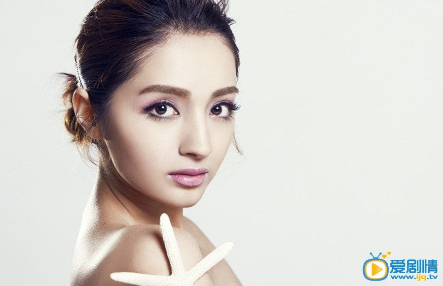 麦迪娜个人写真 麦迪娜高清写真_麦迪娜高清剧照