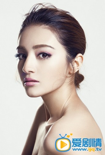 麦迪娜个人写真 麦迪娜高清写真_麦迪娜高清剧照