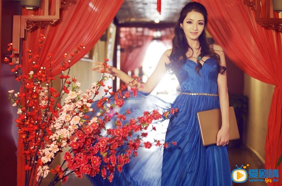 麦迪娜个人写真 麦迪娜高清写真_麦迪娜高清剧照
