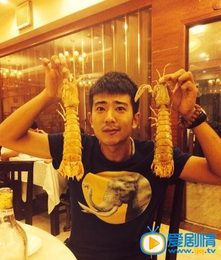 李岷城生活照 李岷城生活照