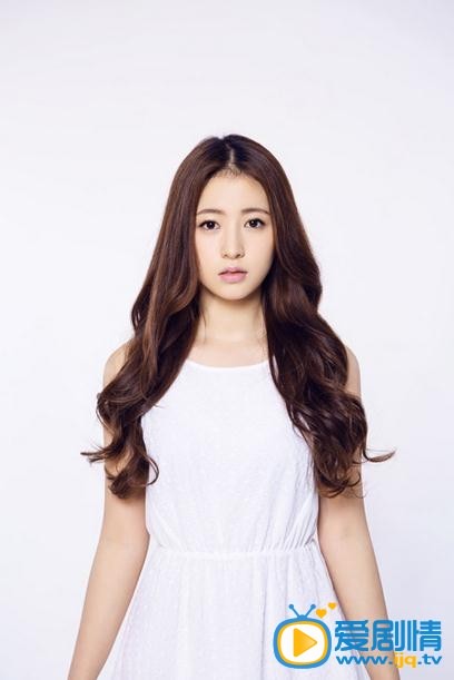 周雨彤写真 周雨彤高清写真_周雨彤高清剧照