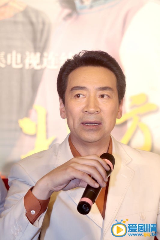    寇振海剧照
