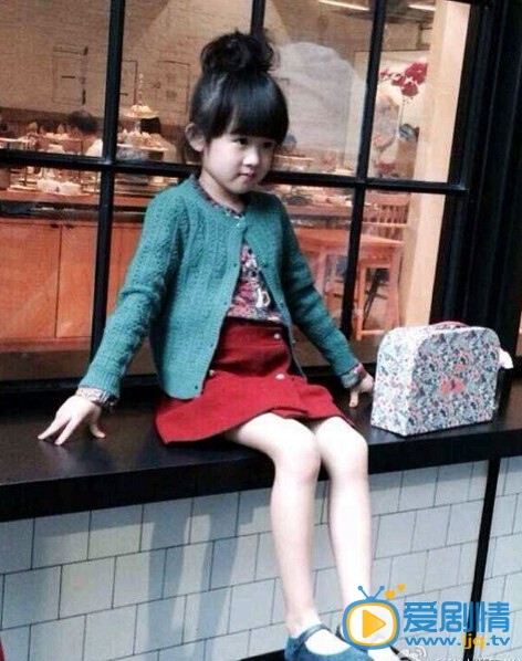   陆雨萱写真