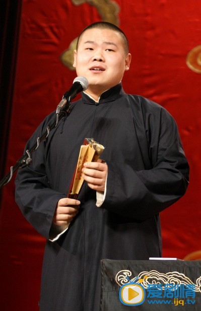 岳云鹏演出照片 岳云鹏高清写真_岳云鹏高清剧照
