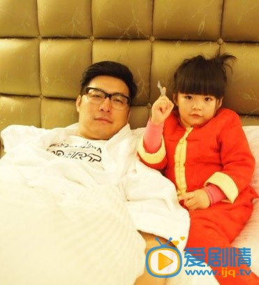王岳伦与女儿王诗龄 王岳伦高清写真_王岳伦高清剧照