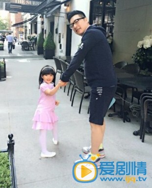 王岳伦与女儿王诗龄 王岳伦高清写真_王岳伦高清剧照
