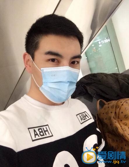 马启光生活照 马启光生活照