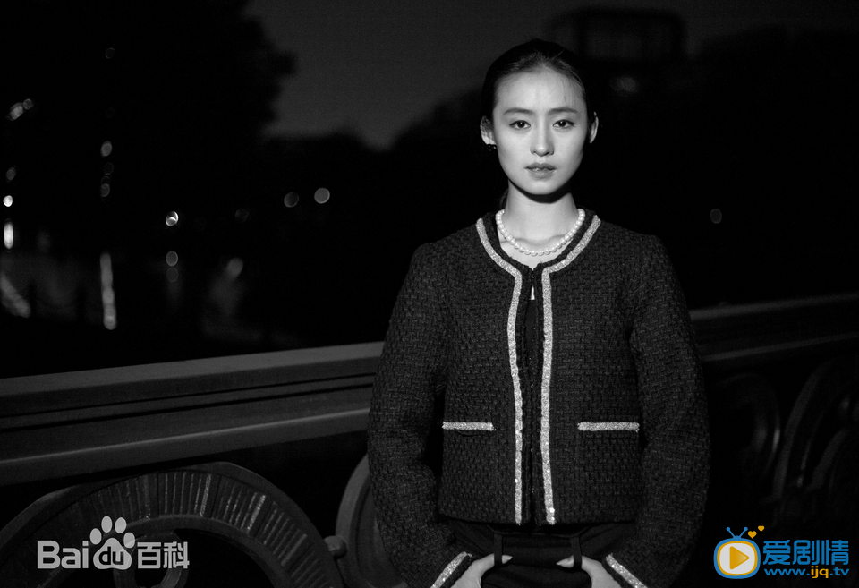 衣灵个人写真