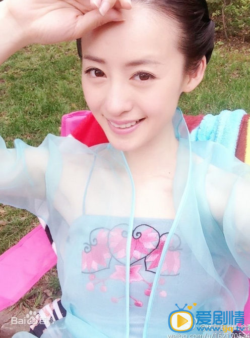 衣灵生活照