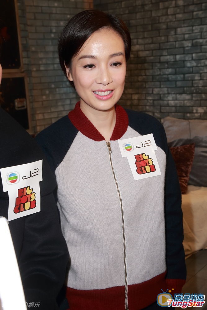 江美仪活动照 江美仪高清写真 江美仪生活照 江美仪 伍咏薇将与江美仪合演舞台剧《嬉春酒店》，伍姑娘表示如今已彩排得如火如荼，而自己因为患上肠胃炎要看医生，不过相信体力上是没问题。