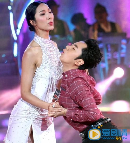 李亚男婚纱照 婚纱照