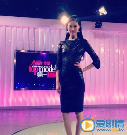 何穗活动照 何穗活动照