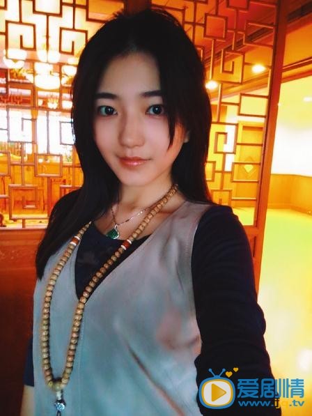 白卉子生活照 白卉子高清写真_白卉子高清剧照