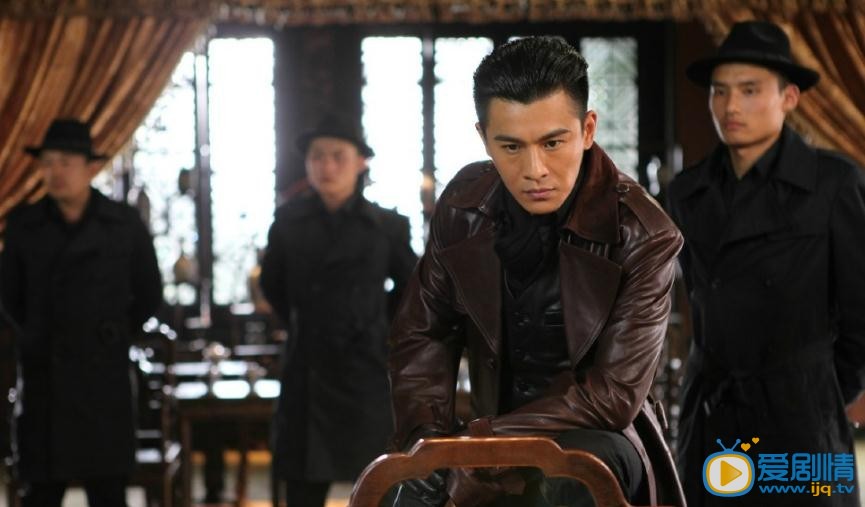 乔振宇年代帅气剧照 乔振宇年代帅气剧照