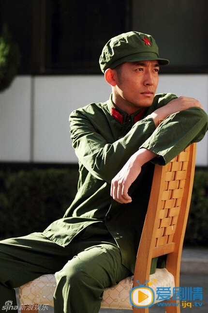 张博红卫兵军装照 张博高清写真_张博高清剧照