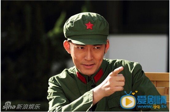 张博红卫兵军装照 张博高清写真_张博高清剧照