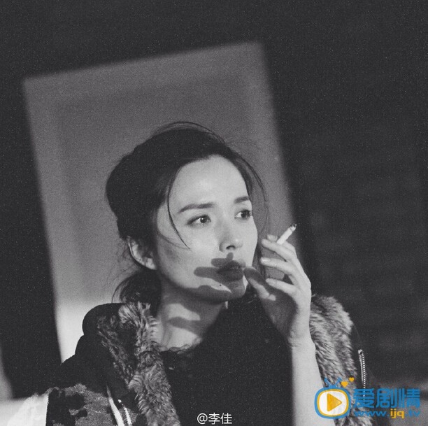 李佳生活照 李佳高清写真_李佳高清剧照