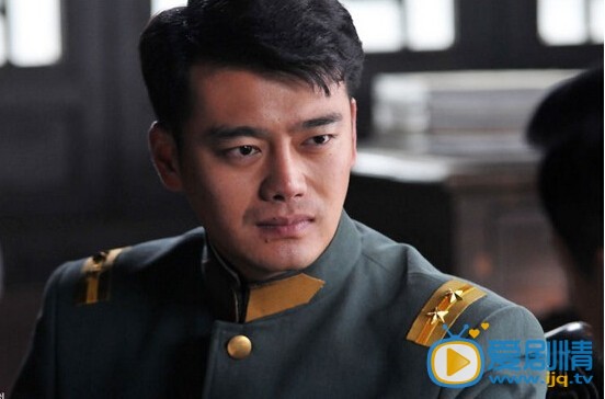 李丞峰军装诱惑 李丞峰高清写真_李丞峰高清剧照