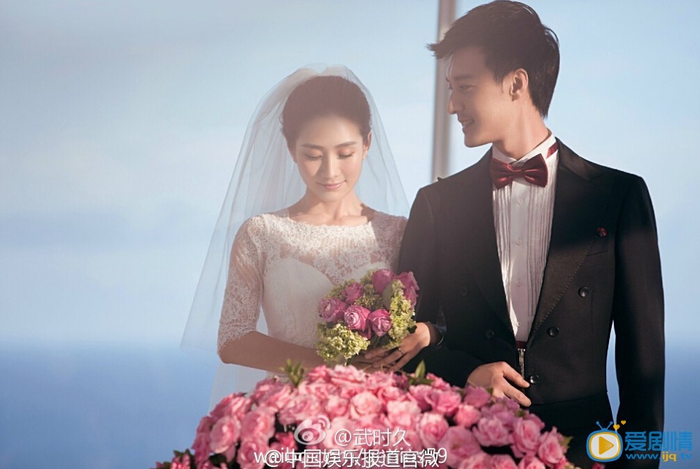 陶昕然何建泽陶昕然结婚照 与何建泽结婚照 婚礼上何建泽表示将所有权利交给老婆陶昕然