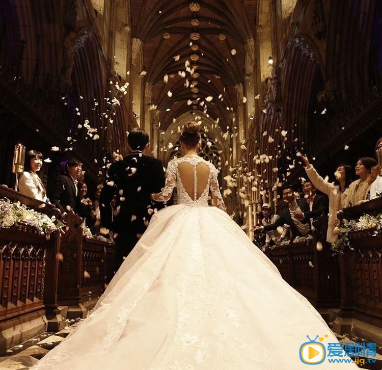 昆凌昆凌与周杰伦婚纱照 婚纱照