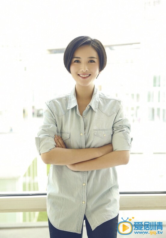 李依玲帅气写真 李依玲中性帅气写真