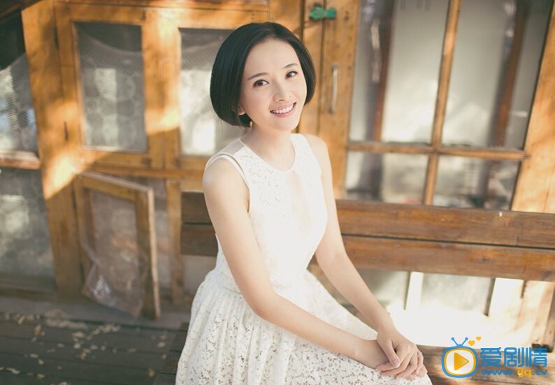 李依玲春日清新写真 李依玲春日清新写真曝光