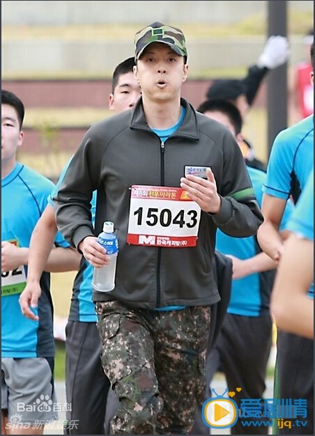 李东健活动照 李东健高清写真_李东健高清剧照