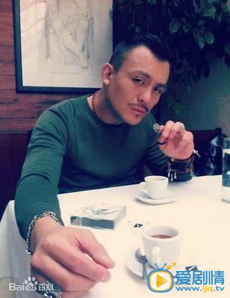 李昂生活照 李昂生活照