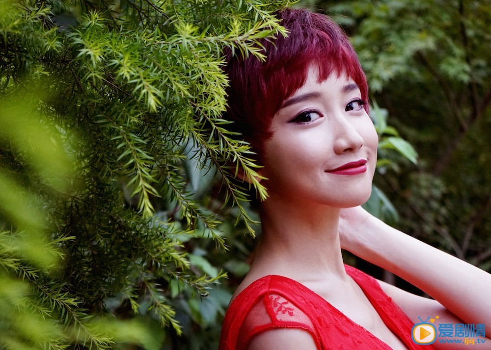 陈彦妃红发写真 陈彦妃红发写真