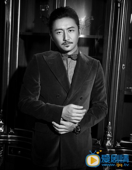 涂松岩性感写真 涂松岩携手模特性感写真