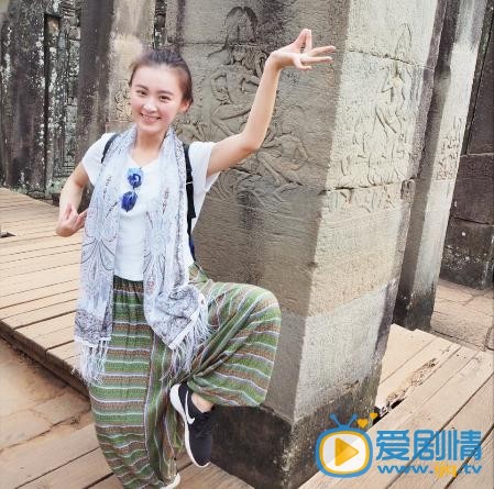 毛林林生活照 毛林林素颜照