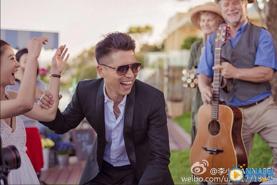 王雷李小萌王雷结婚照 李小萌王雷结婚照