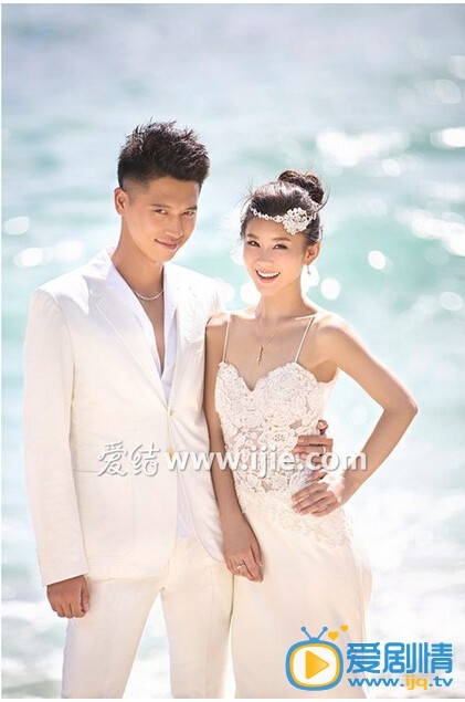 王雷李小萌王雷结婚照 李小萌王雷结婚照