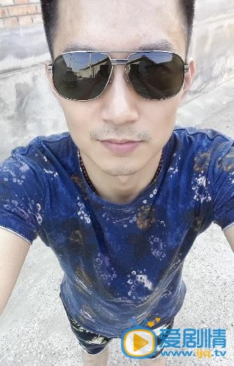 夏添生活照 夏添生活照