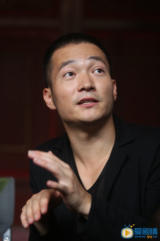 擦枪走火剧情介绍