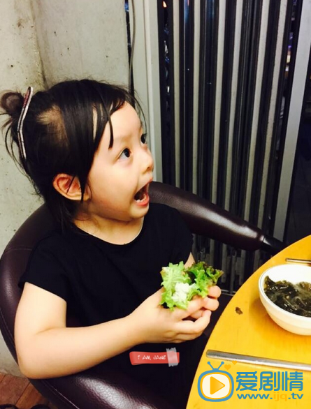 金在恩吃货小世界 金在恩高清写真_金在恩高清剧照