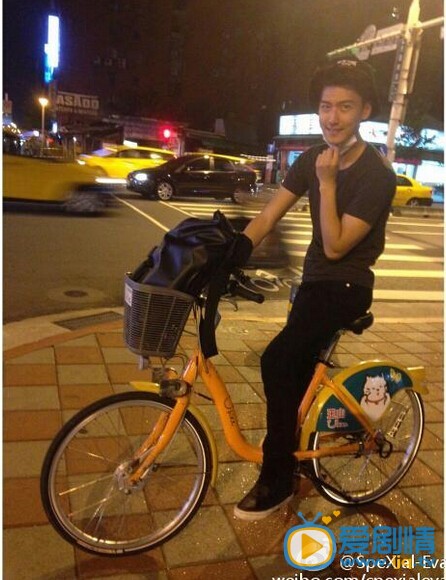 马振桓帅气生活照 马振桓高清写真_马振桓高清剧照