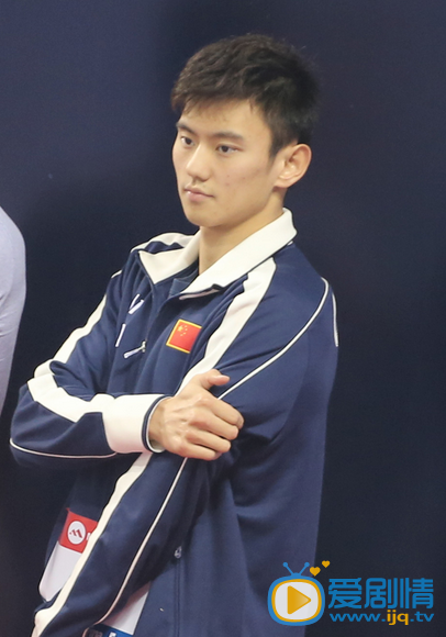 宁泽涛休闲运动风 宁泽涛高清写真_宁泽涛高清剧照
