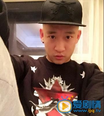 曹云金生活照 曹云金生活照