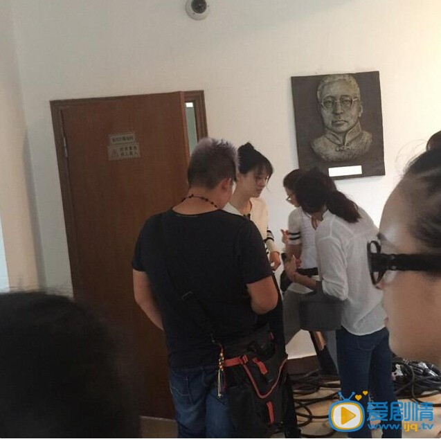   微微一笑很倾城剧情介绍  片场照