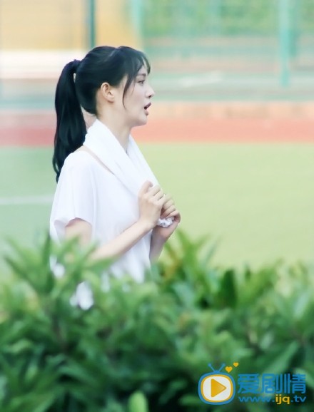 微微一笑很倾城剧情介绍 片场照