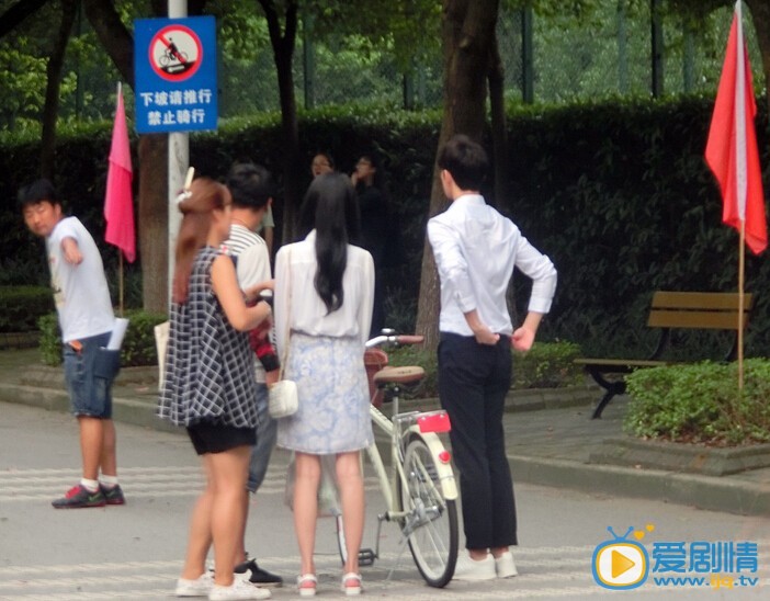 微微一笑很倾城剧情介绍 片场照