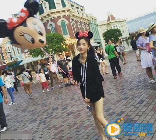 王思聪女朋友照片 王思聪高清写真_王思聪高清剧照