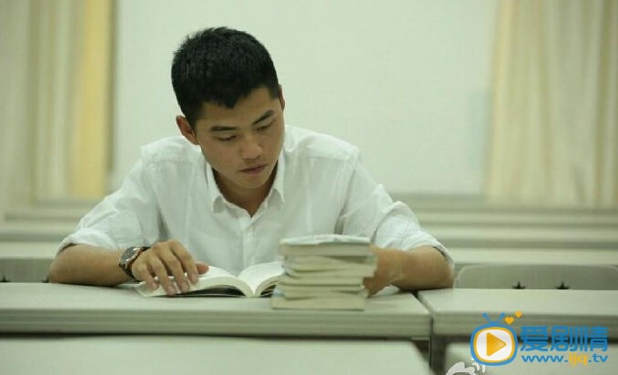王金武学习照 王金武高清写真_王金武高清剧照