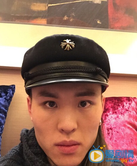 张玮生活照 张玮高清写真_张玮高清剧照