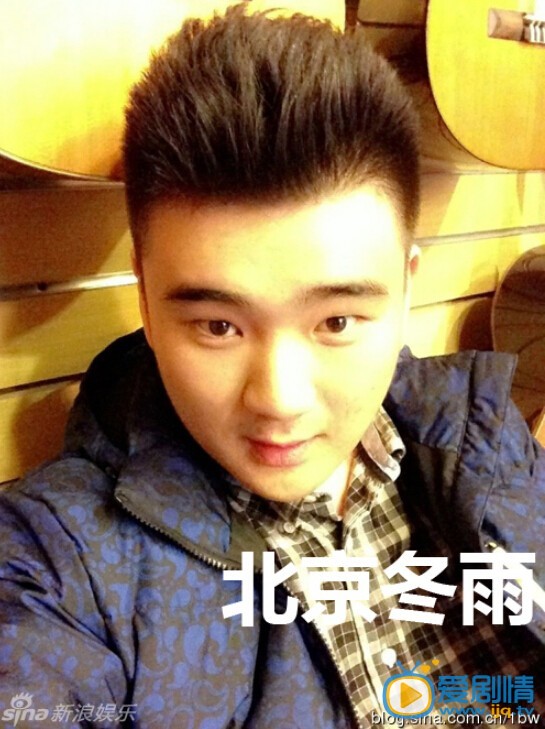 傅艺伟和儿子合影 傅艺伟高清写真_傅艺伟高清剧照